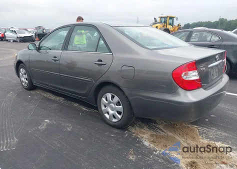 2004 Toyota Camry Le from USA, damaged, VIN 4T1BE32K84U900939